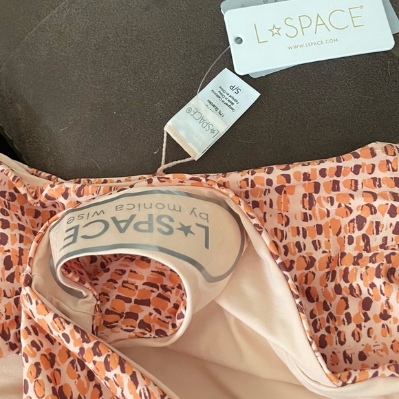 L*SPACE ❤️‍🔥 HIGH WAIST BOTTOMS NWT SIZE SMALL - Picture 4 of 5